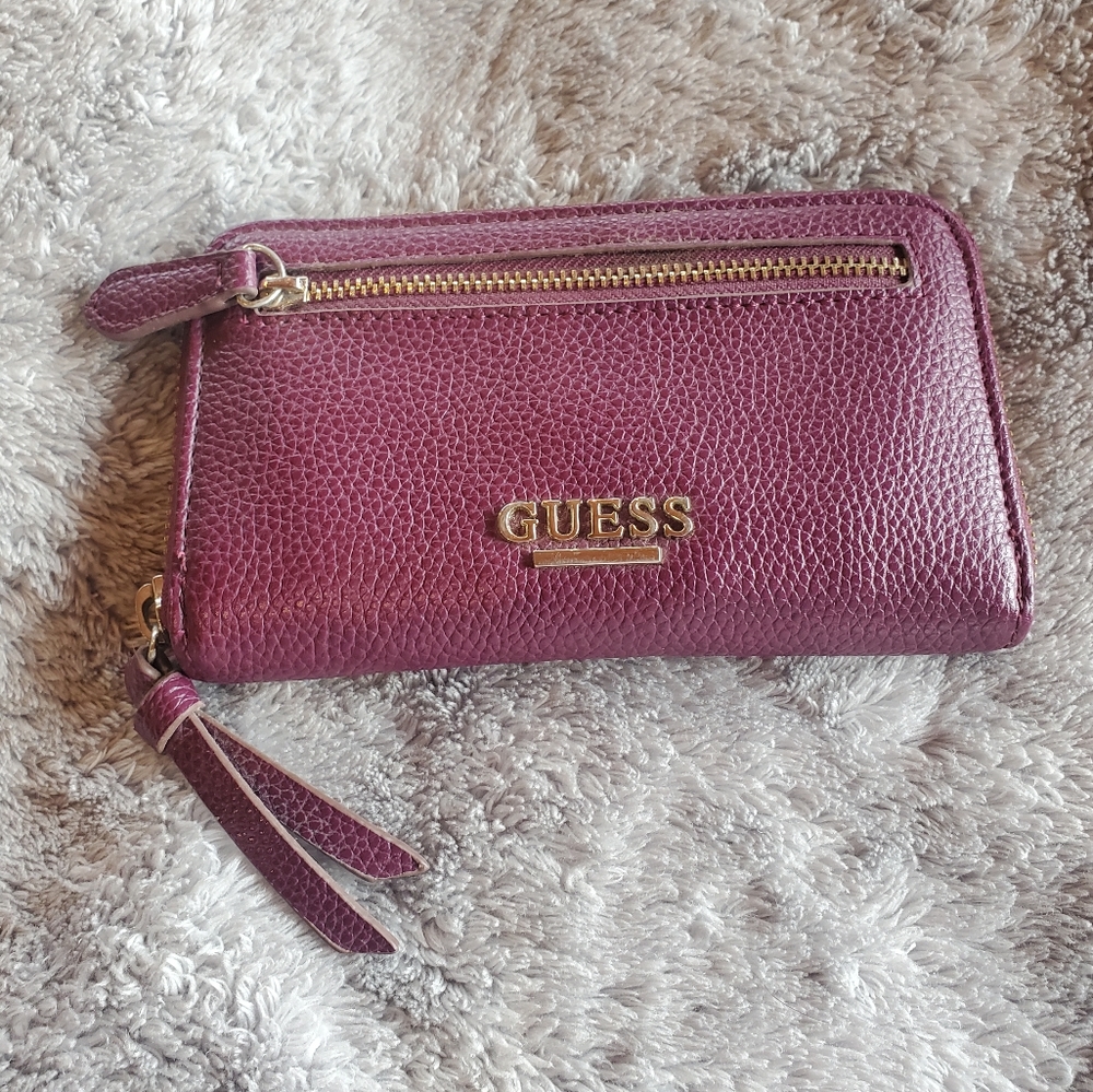 Guess Wallet